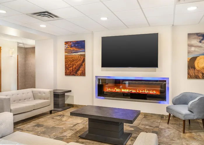 Best Western Plus Service Inn & Suites